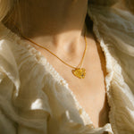 Dzintara kulons "Sirds"