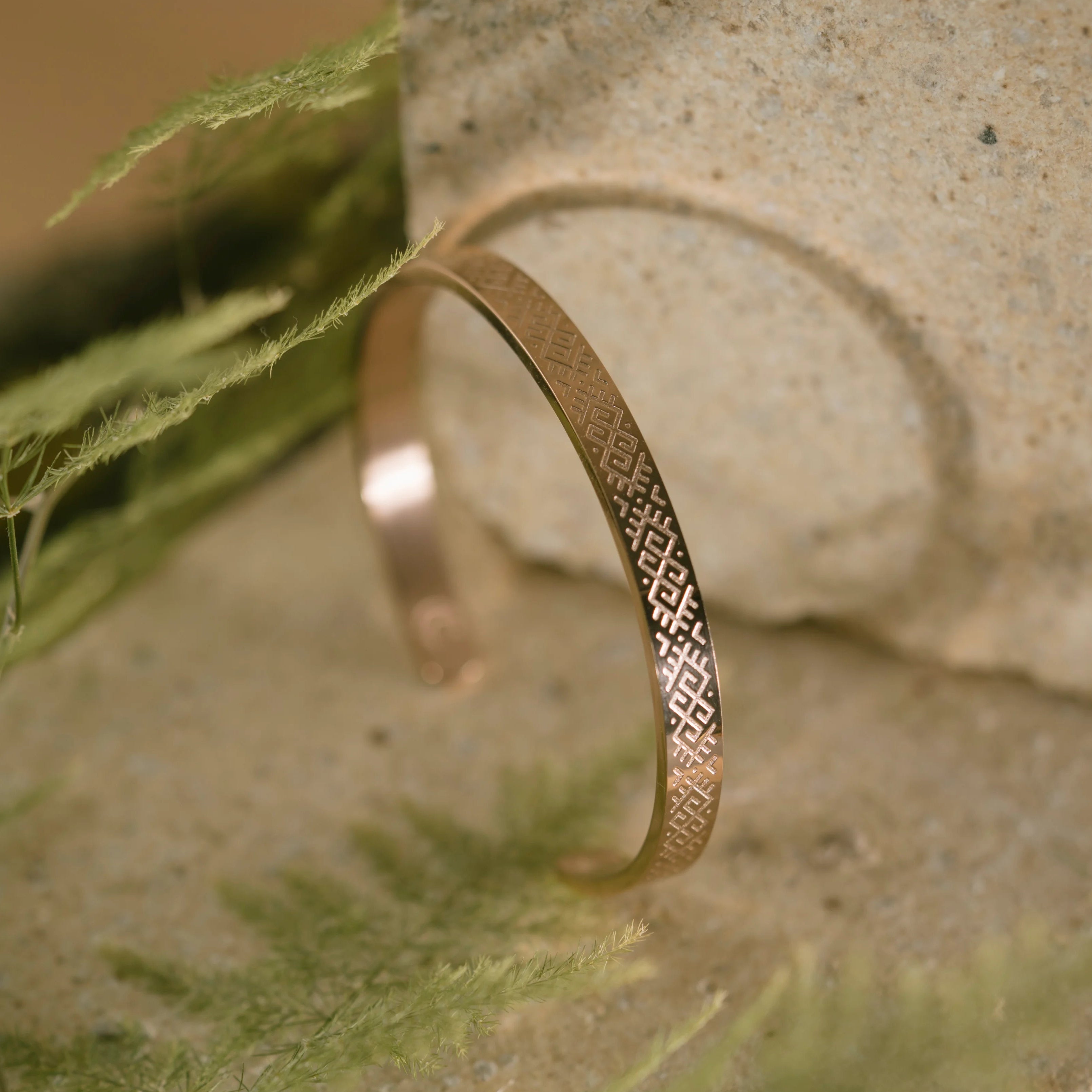 Titāna rokassprādze "Zalkša josta"