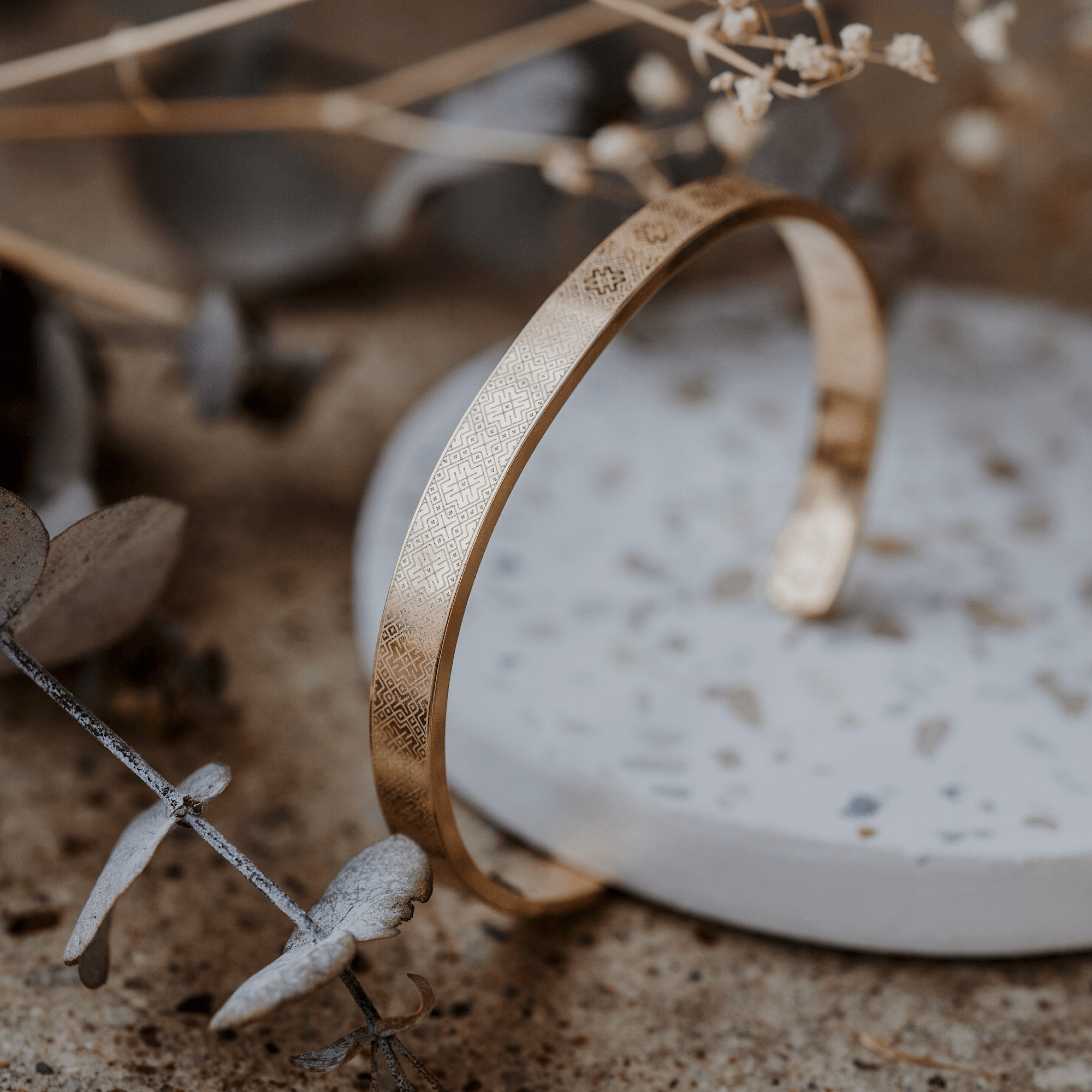 Apzeltīta titāna rokassprādze "Nacionālā josta"